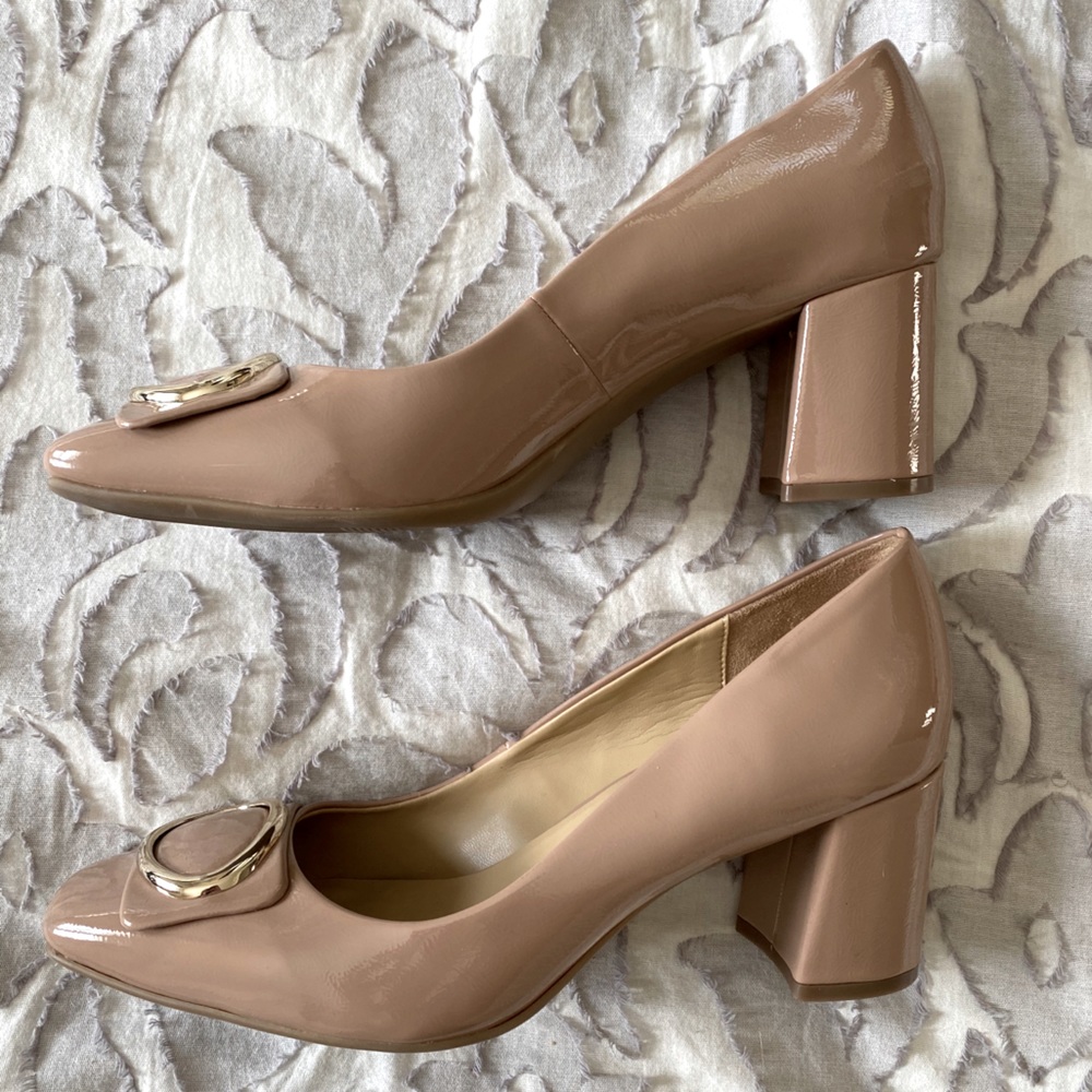 Women’s Naturalizer Nude Block Heel Pump